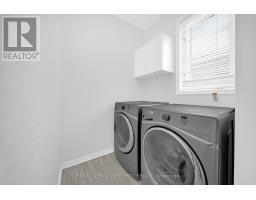 33 Norgold Crescent, Ottawa, ON K2T1J1 Photo 6