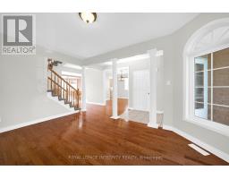 33 Norgold Crescent, Ottawa, ON K2T1J1 Photo 7