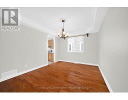 33 Norgold Crescent, Ottawa, ON K2T1J1 Photo 9