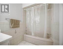 70 Embassy Drive, Vaughan, ON L4L5B1 Photo 32