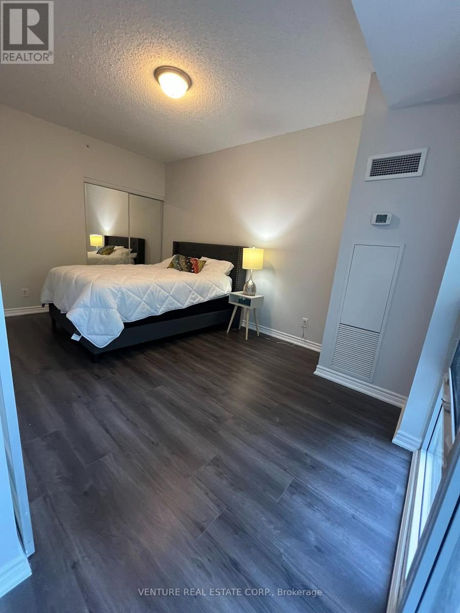 718 - 15 JAMES FINLAY WAY, Toronto (Downsview-Roding-CFB) — photo 11