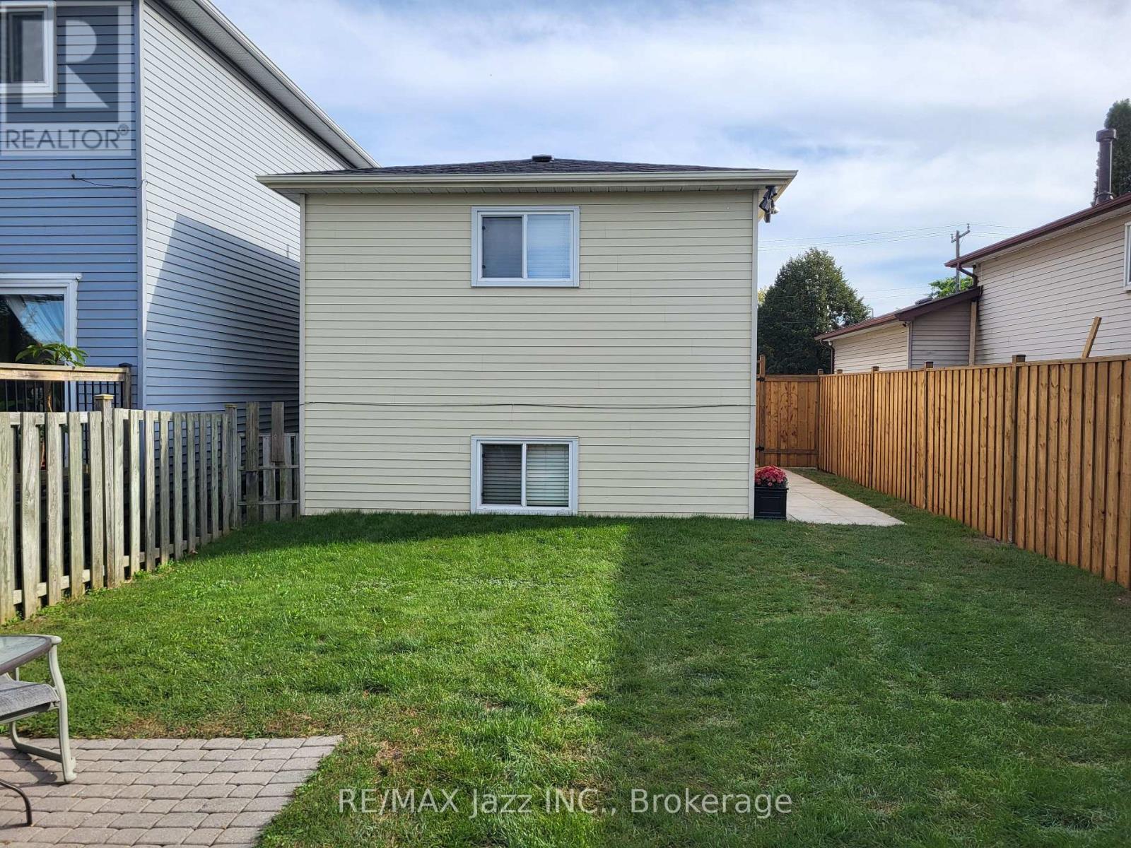 260 Lakeview Park Avenue, Oshawa, ON photo 23