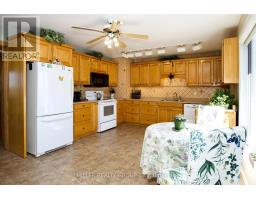 Bedroom 2 - 982163 Belle Vallee Road, Timiskaming, ON P0J1A0 Photo 6