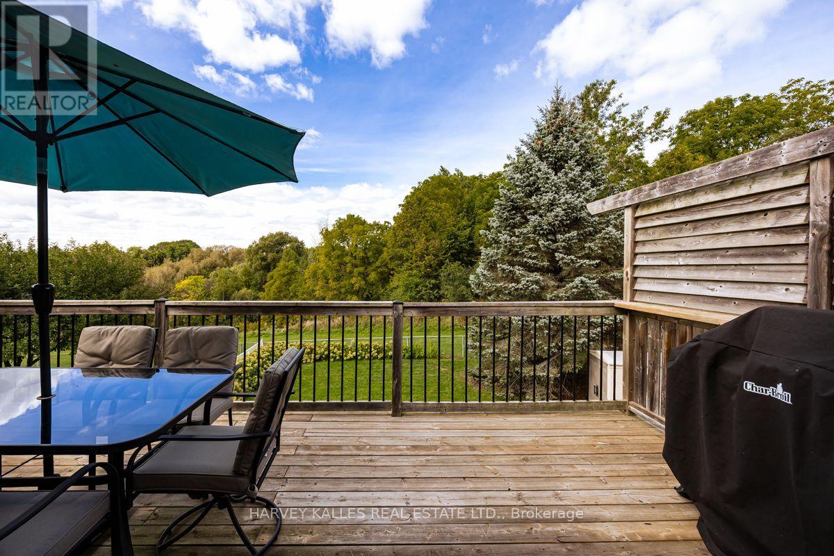 247 OVERBANK DRIVE - 33