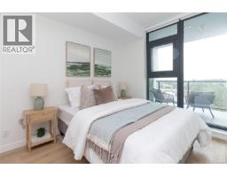 807 899 Esquimalt Rd, Esquimalt, BC V9A3M5 Photo 17