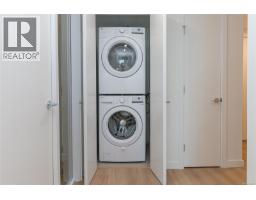 807 899 Esquimalt Rd, Esquimalt, BC V9A3M5 Photo 21