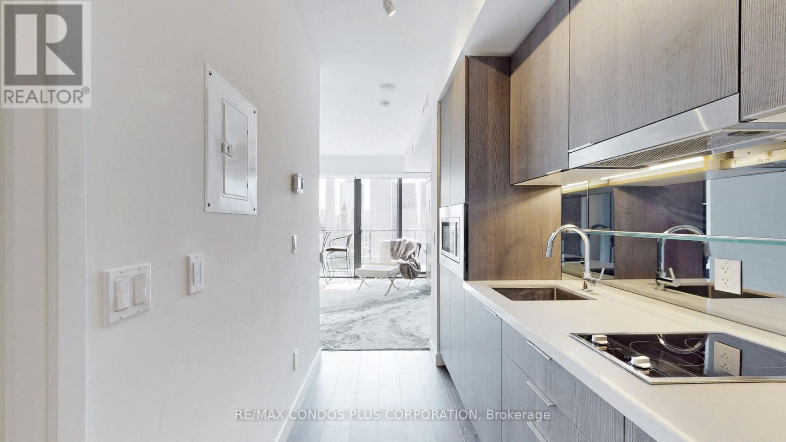 1809 - 215 QUEEN STREET W, Toronto (Waterfront Communities) — photo 2