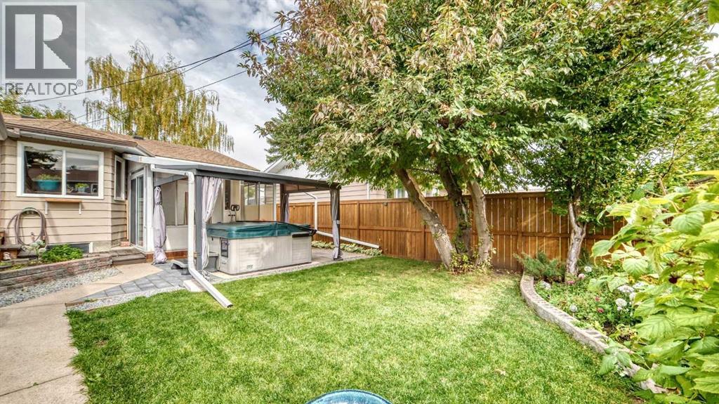 316 Glamorgan Place SW - photo 32