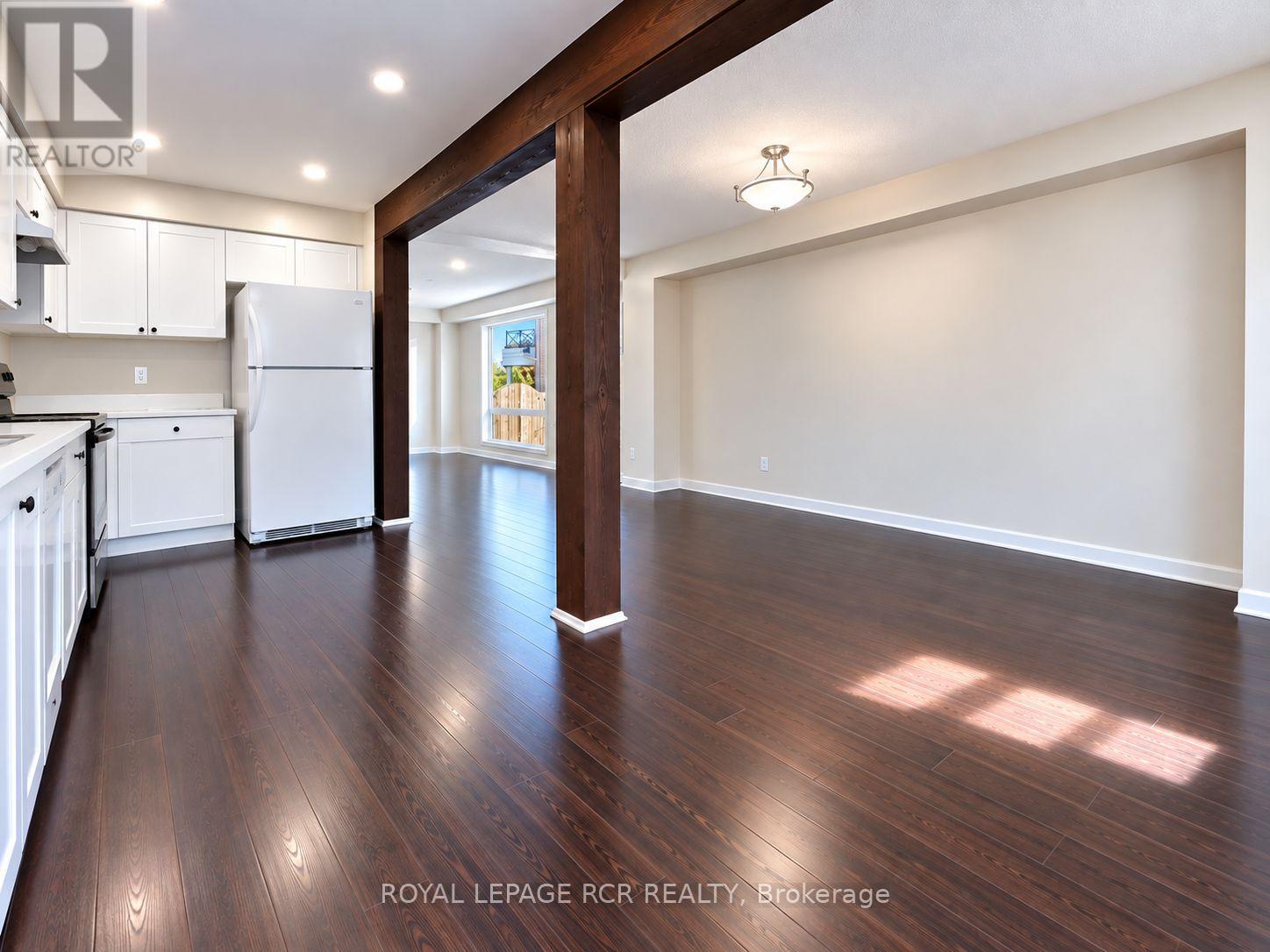 86 TARQUINI CRESCENT, Caledon (Bolton West) — photo 9