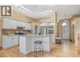 2pc Bathroom - 10 Eagleview Heights, Cochrane, AB T4C1P5 Photo 11