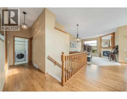 Bedroom - 10 Eagleview Heights, Cochrane, AB T4C1P5 Photo 8