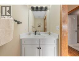 10 Eagleview Heights, Cochrane, AB T4C1P5 Photo 18