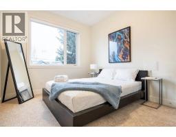 Bedroom - 2433 30 Street Sw, Calgary, AB T3E2L9 Photo 17