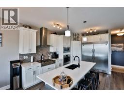 183 Crocus Terrace W - photo 6