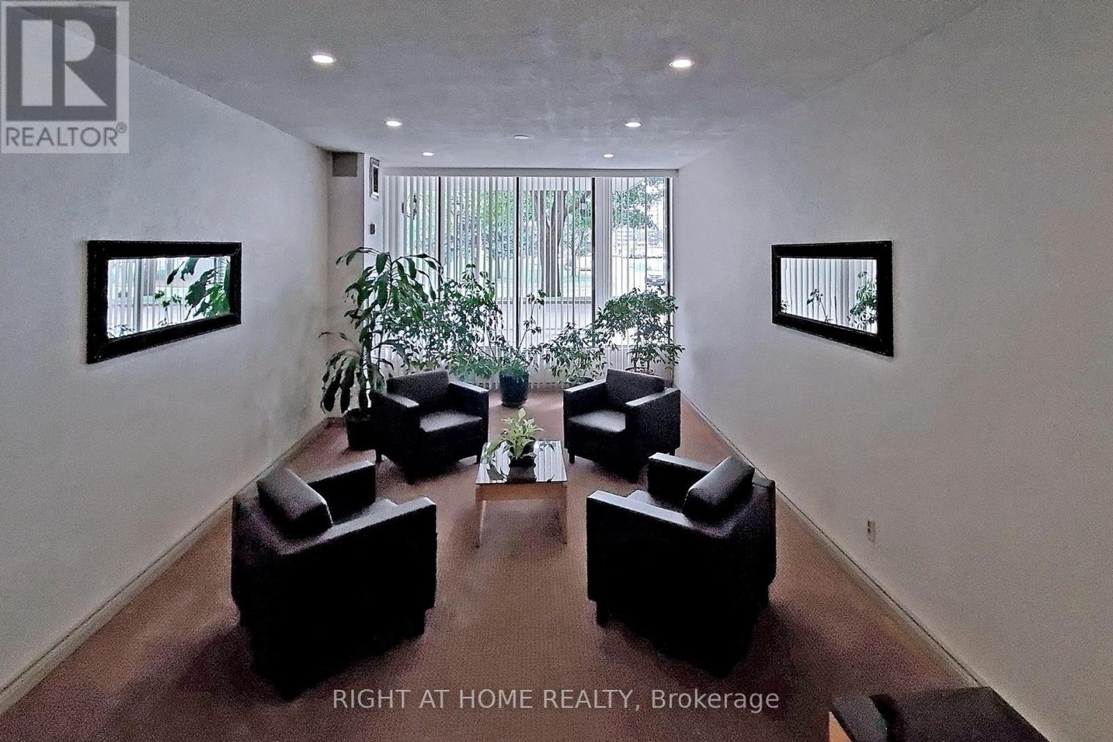 1002 - 40 BAY MILLS BOULEVARD, Toronto (Tam O'Shanter-Sullivan) — photo 3