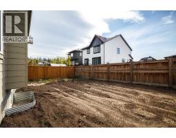 145 Creekstone Hill Sw, Calgary, AB T2X5G6 Photo 37