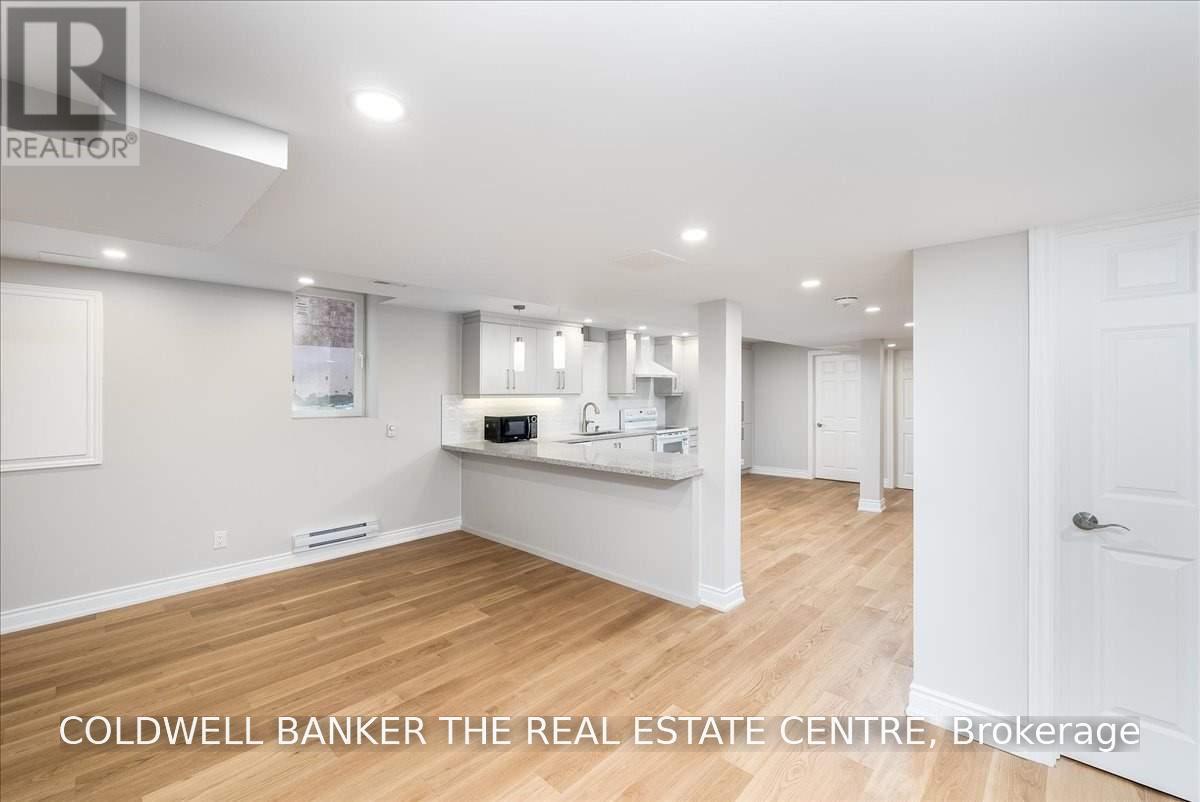 778 FIRTH COURT, Newmarket (Gorham-College Manor) — photo 3