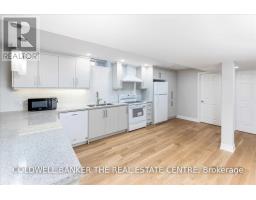 778 Firth Court, Newmarket, ON L3Y8H8 Photo 8