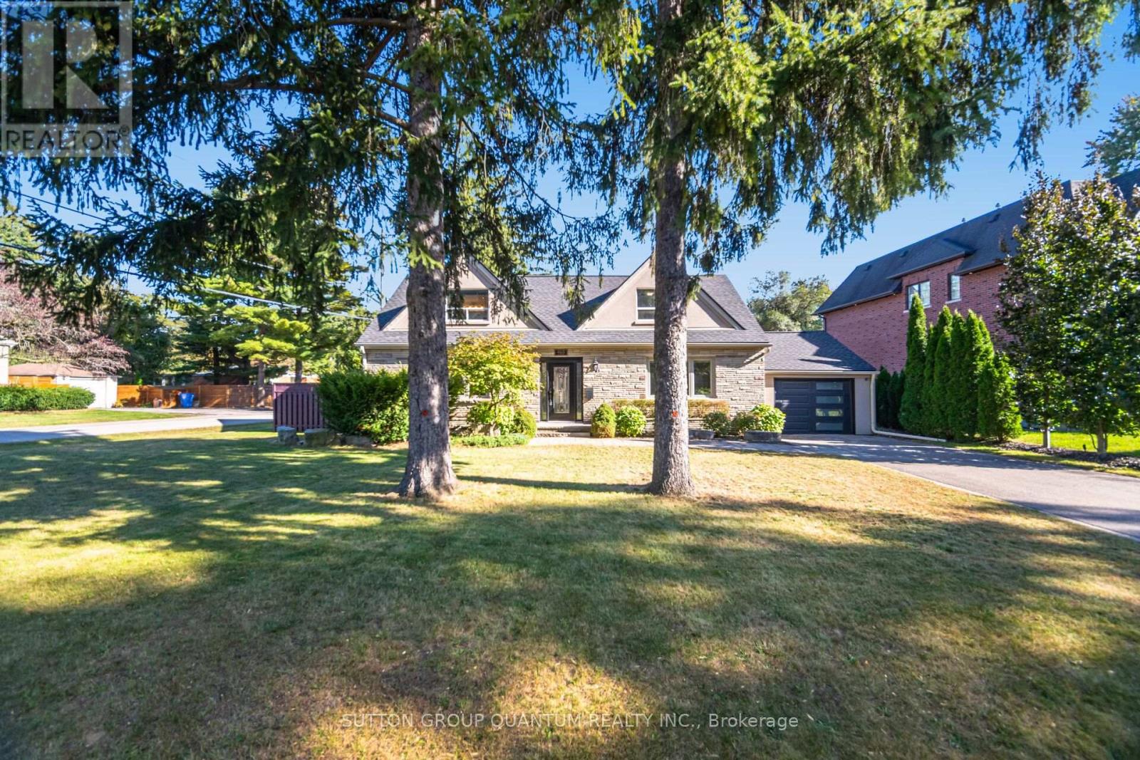 468 LYND AVENUE, Mississauga (Mineola)