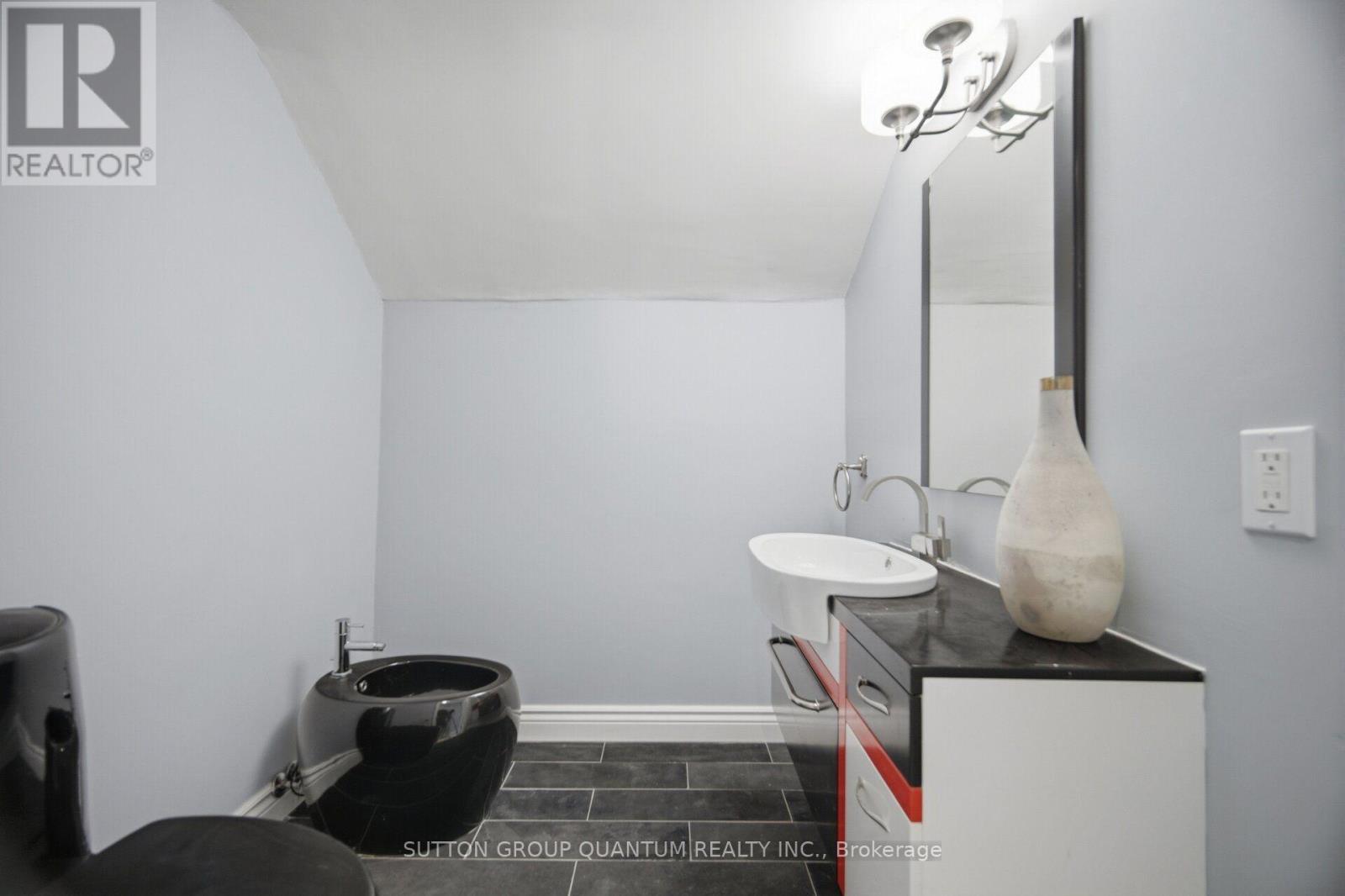 468 LYND AVENUE - Image 31