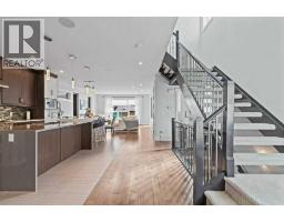 5pc Bathroom - 3519 3 Avenue Sw, Calgary, AB T3C0A7 Photo 7