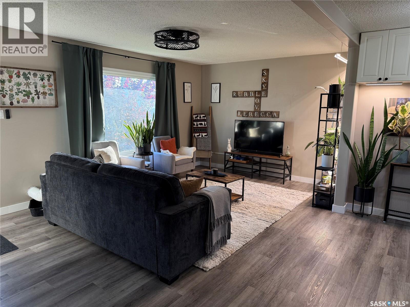 405 6th AVENUE W, Nipawin — photo 5