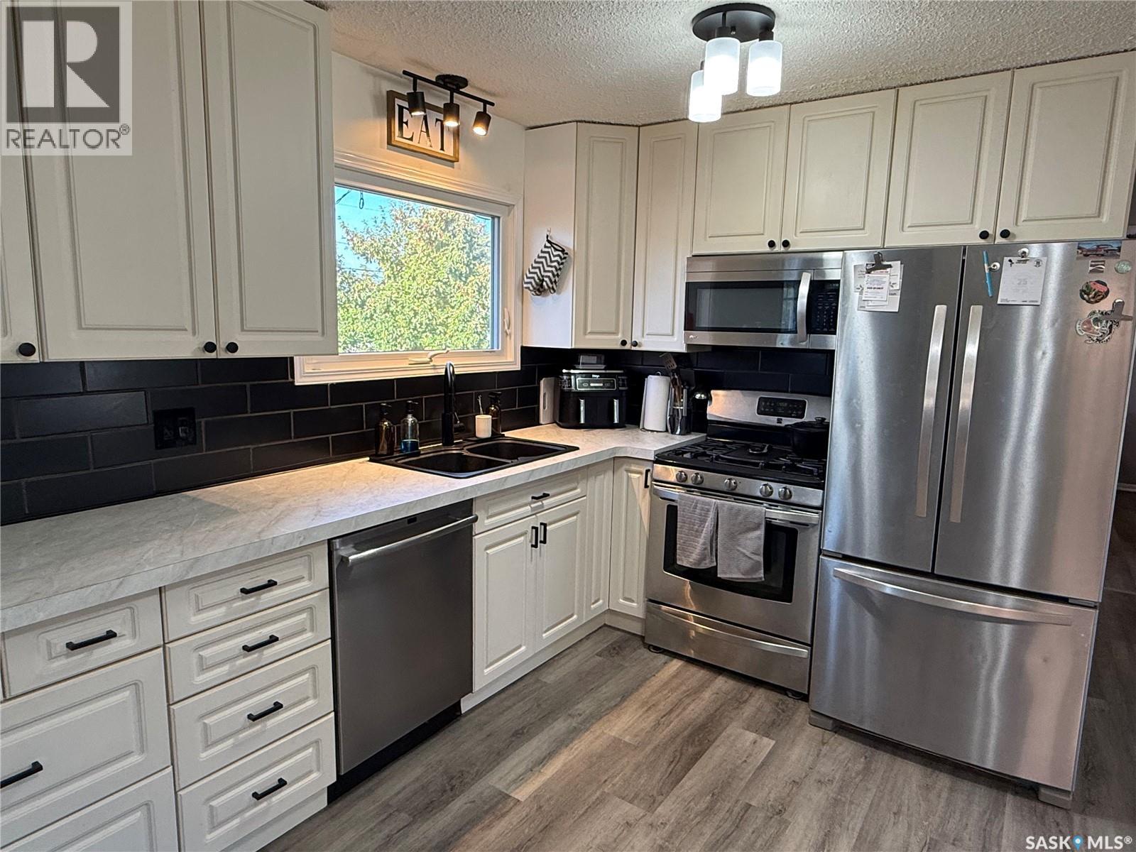 405 6th AVENUE W, Nipawin — photo 7