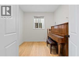 Bedroom - 48 Southborough Lane, Cochrane, AB T4C3J4 Photo 8