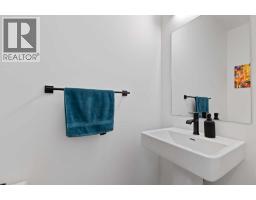 Bedroom - 48 Southborough Lane, Cochrane, AB T4C3J4 Photo 9