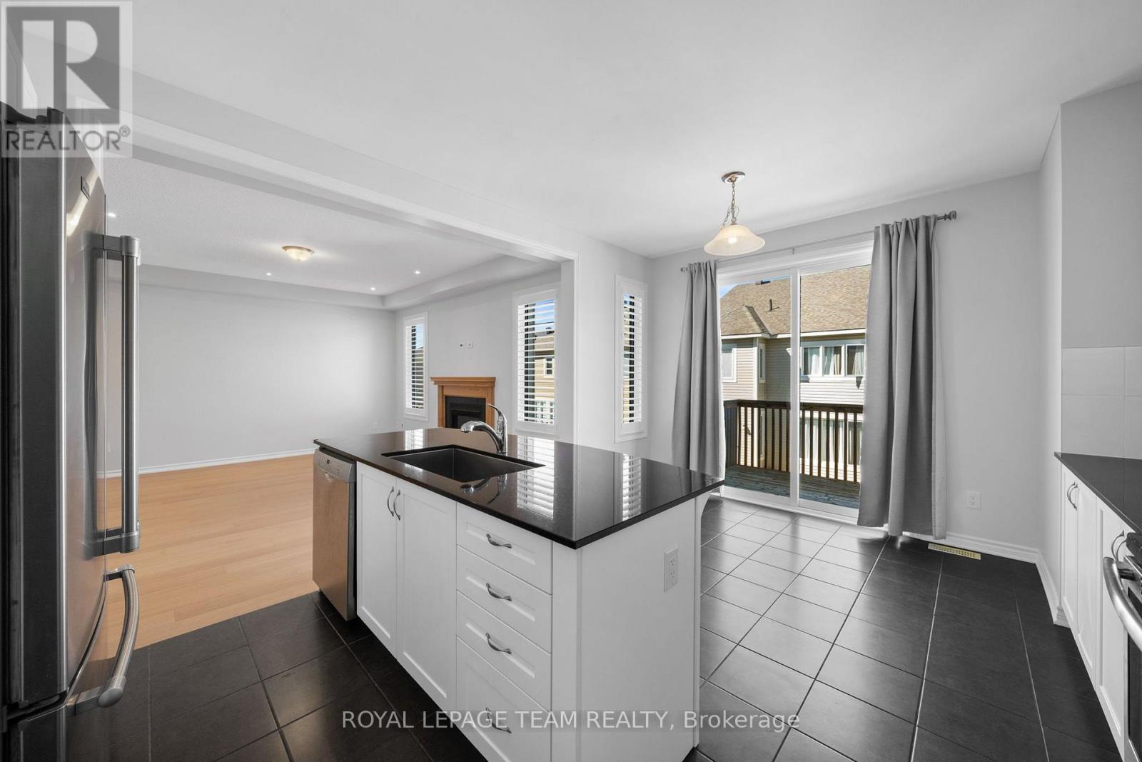 32 ESCALLONIA COURT - Image 16
