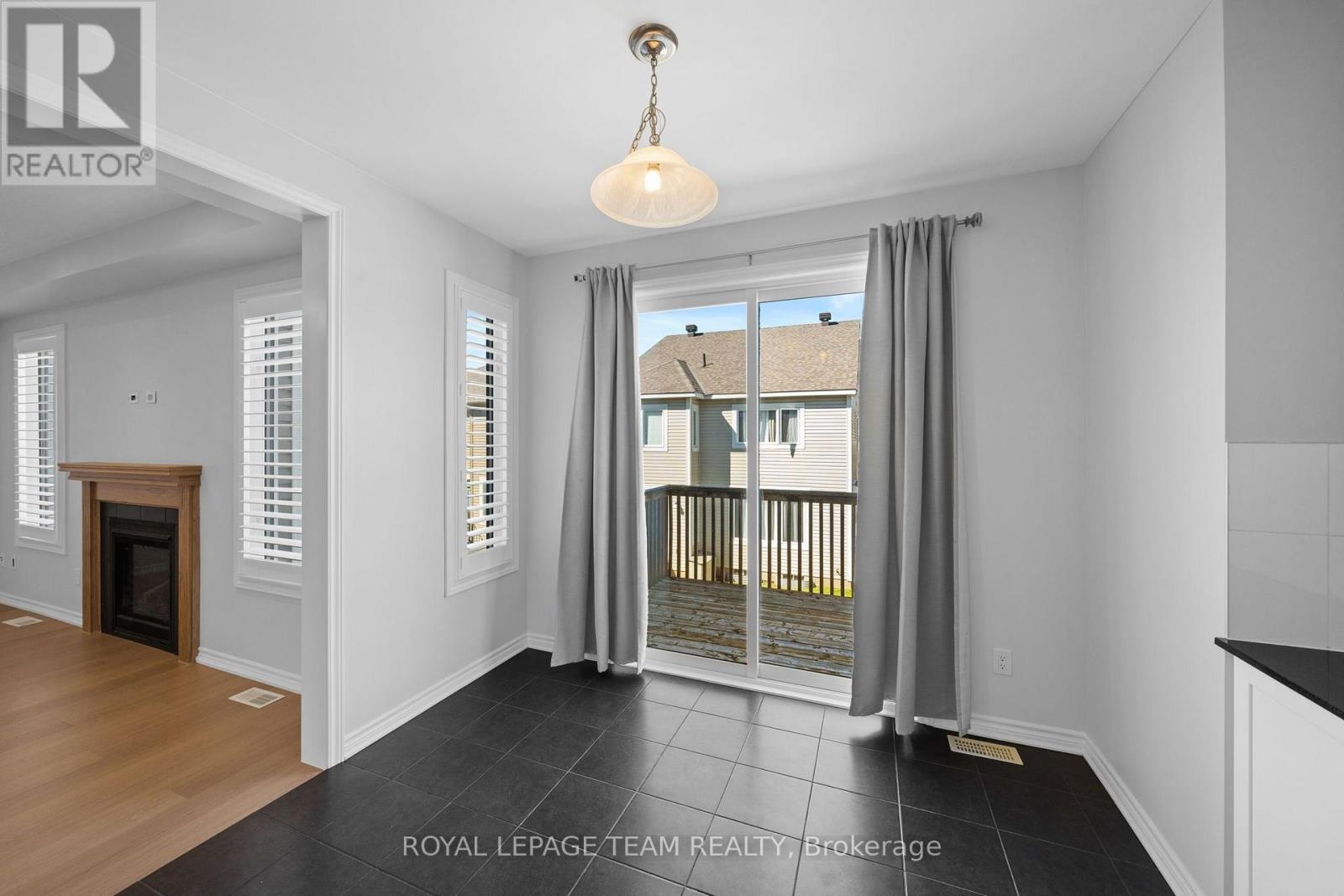 32 ESCALLONIA COURT - Image 19