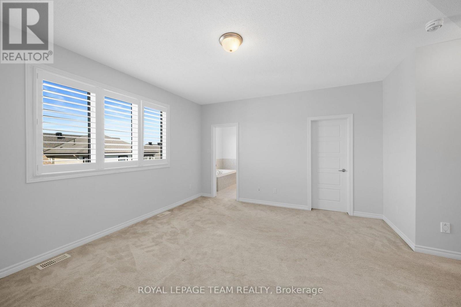 32 ESCALLONIA COURT - Image 33