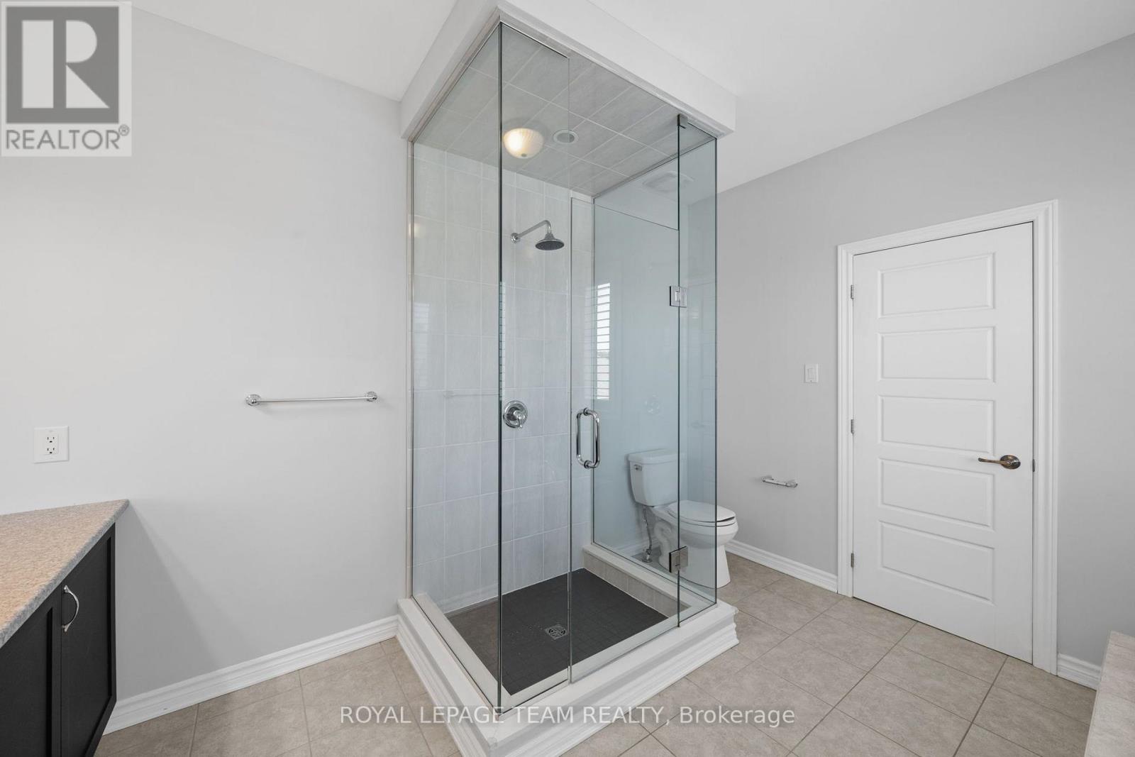 32 ESCALLONIA COURT - Image 37