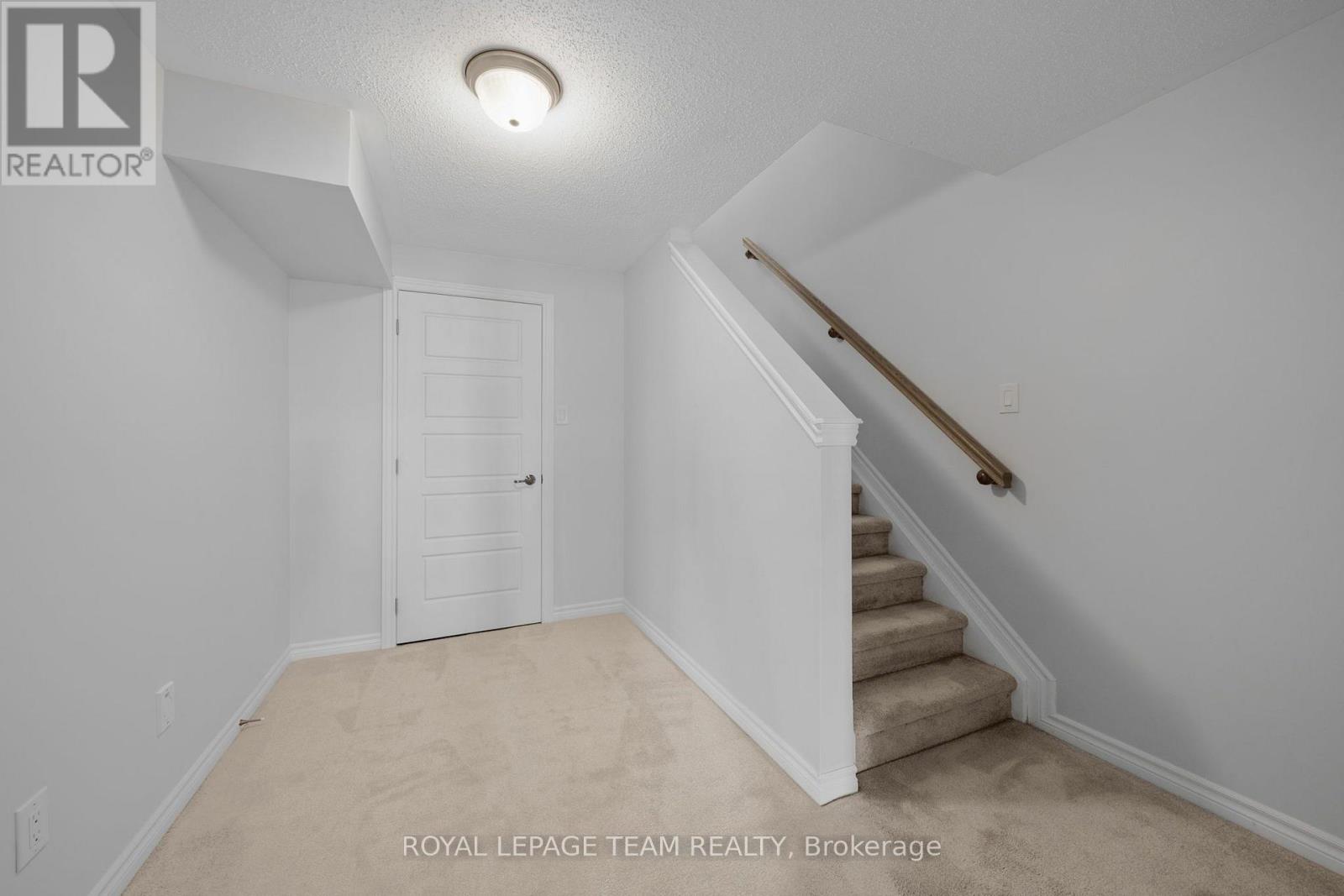 32 ESCALLONIA COURT - Image 40