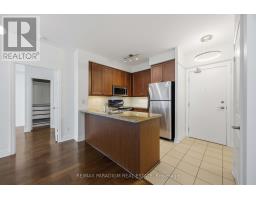 802 - 500 St Clair Avenue W, Toronto, ON M6C1A8 Photo 12