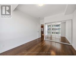 802 - 500 St Clair Avenue W, Toronto, ON M6C1A8 Photo 18
