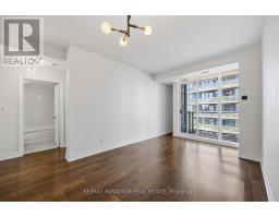 802 - 500 St Clair Avenue W, Toronto, ON M6C1A8 Photo 7