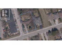 66 North Lake Road, Richmond Hill, ON L4E3A2 Photo 11