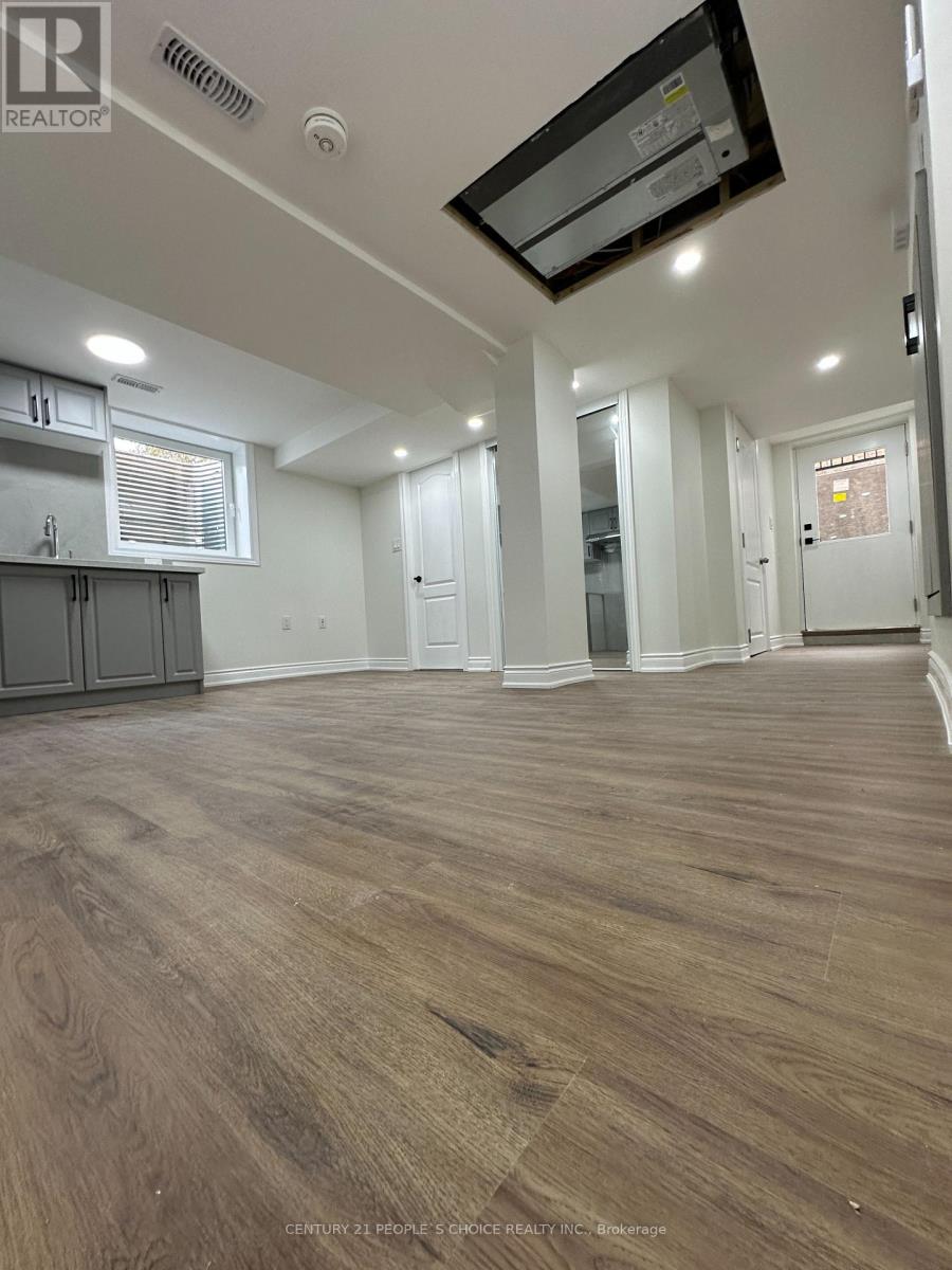 UNIT- 3 - 7490 MIDDLESHIRE DRIVE, Mississauga (Malton) — photo 8