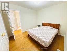 2370 Wasaga Drive, Oakville, ON L6H0B7 Photo 12