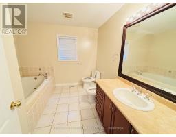 2370 Wasaga Drive, Oakville, ON L6H0B7 Photo 15