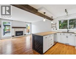 48 Woodglen Court Sw, Calgary, AB T2W4K3 Photo 16