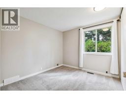48 Woodglen Court Sw, Calgary, AB T2W4K3 Photo 28