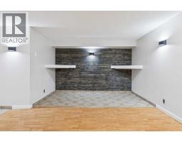 48 Woodglen Court Sw, Calgary, AB T2W4K3 Photo 31
