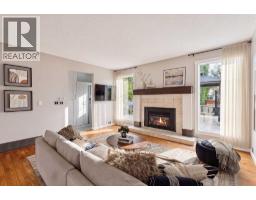 48 Woodglen Court Sw, Calgary, AB T2W4K3 Photo 20