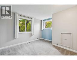 48 Woodglen Court Sw, Calgary, AB T2W4K3 Photo 29