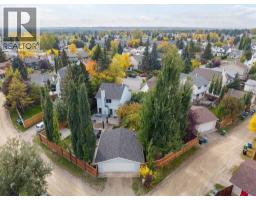 48 Woodglen Court Sw, Calgary, AB T2W4K3 Photo 42