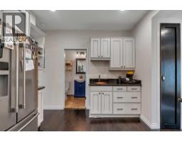 Laundry room - 5820 Bowwater Crescent Nw, Calgary, AB T3B2E2 Photo 12