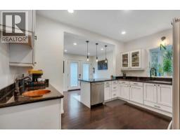 4pc Bathroom - 5820 Bowwater Crescent Nw, Calgary, AB T3B2E2 Photo 9