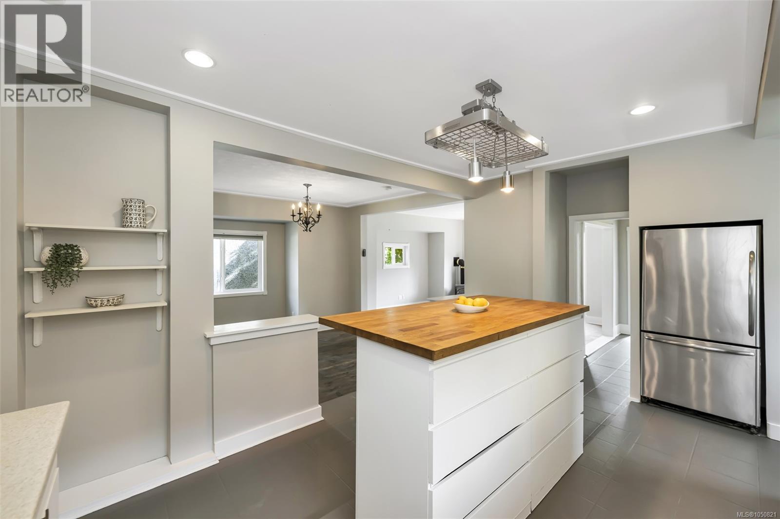 1622 Camosun St - 14